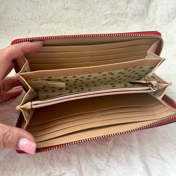 Kate Spade Red Purse and wallet Set. Cherry Red in excellent condition❤️ - Picture 6 of 9